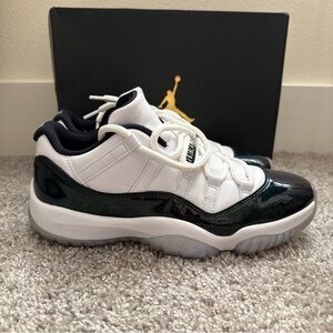 Size 8.5 - Air Jordan 11 Retro Low Emerald